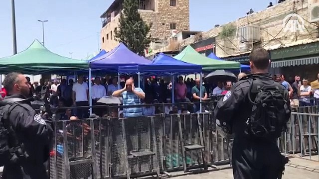 Mescid-i Aksa'ya 50 yaş yasağı