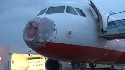 Atlasglobal Havayolları'nın Ercan Uçağına Dolu Engeli