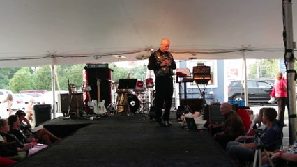 Chris Drummond sings 'If You Love Me' part 1 Elvis Week 2014 video