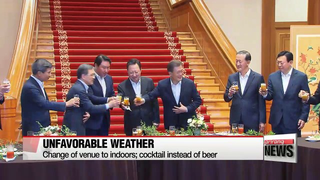 South Korean President Hosts Business Tycoons for Cocktail at the Blue House