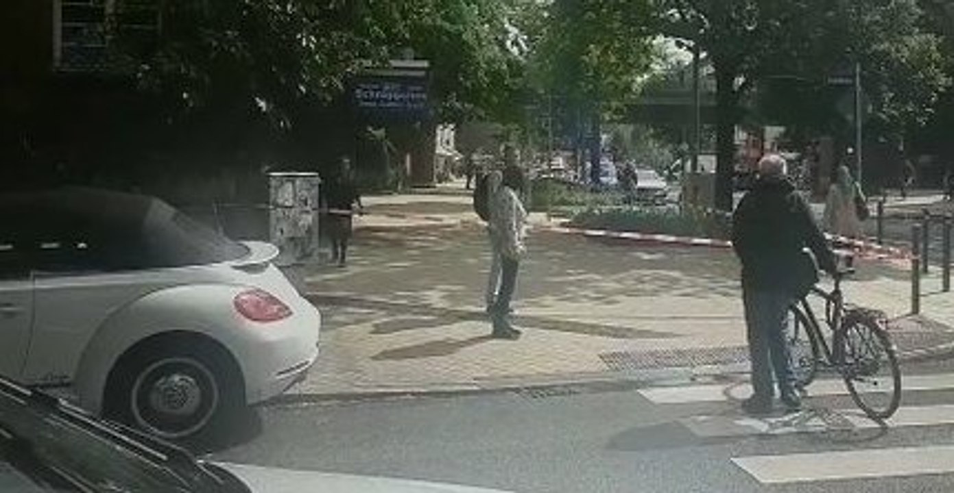 Hamburg Police Cordon Off Supermarket Stabbing Scene