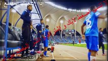 احد اعضاء فريق الهلال السعودي يسجد لله بسبب هدف فوزهم في اخر لحظة