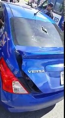 Taxistas dominicanos causan daños a vehículo deUber