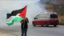Enfrentamientos entre palestinos y tropas israelíes en viernes sagrado musulmán