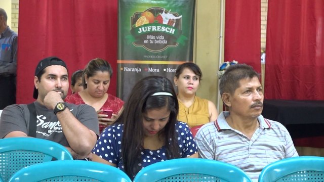 Estudiantes del JTR lanzan microempresas