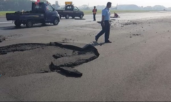 Landasan Pacu Rusak, Keberangkatan Jemaah Haji Tertunda