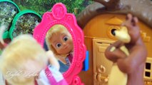 Cerdo Peppa Pig juguetes de dibujos animados de Barbie médico trata de un dinosaurio del peppa heridos Milán