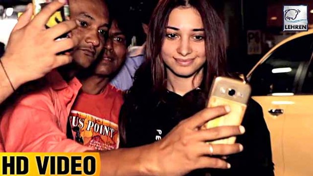 Tamannah Bhatia Mobbed By Fans At The Airport
