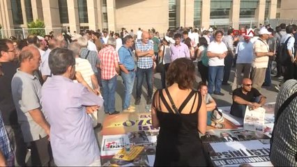 Cumhuriyet Davası'nda Savcı Tahliye Istedi