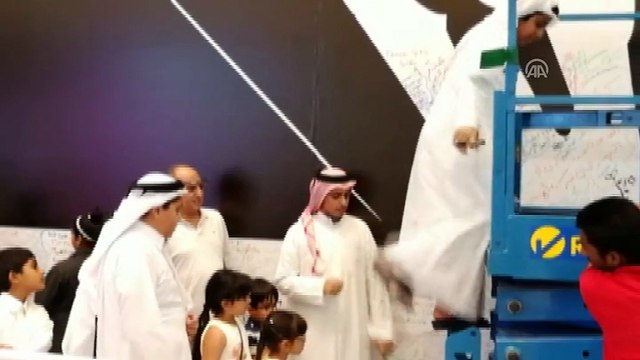 Katar'da dev Cumhurbaşkanı Erdoğan posteri