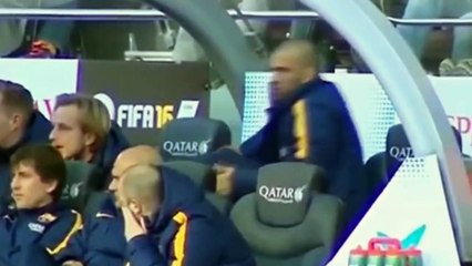 축구경기중 벤치에서 벌어지는 웃긴 순간들