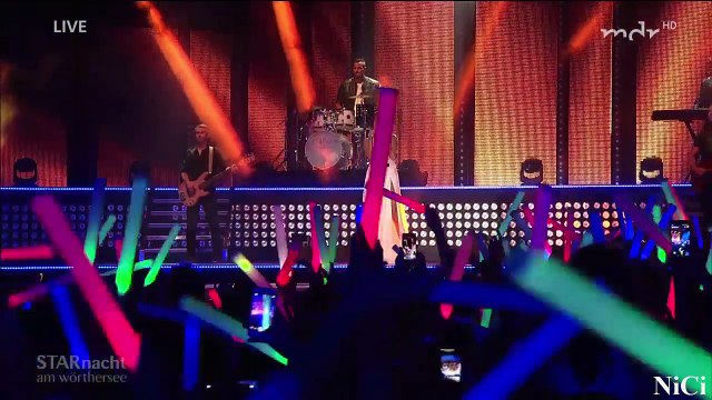 Andrea Berg - Ich werde lächeln, wenn du gehst, Die Gefühle haben Schweigepflicht & Hitmedley (Starnacht am Wörthersee am 22.7.2017)