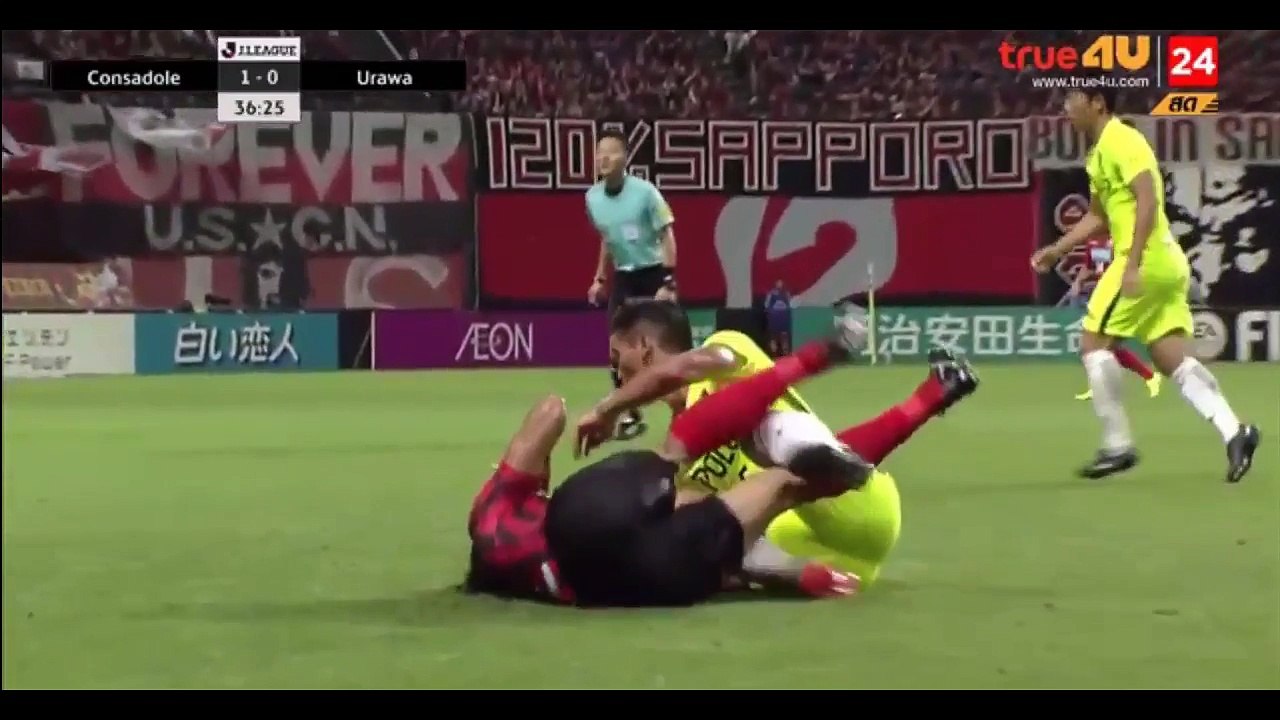 浦和レッズの槙野が超絶ラフプレーで一発レッド退場！　コンサドーレ札幌戦　2017年7月29日【...
