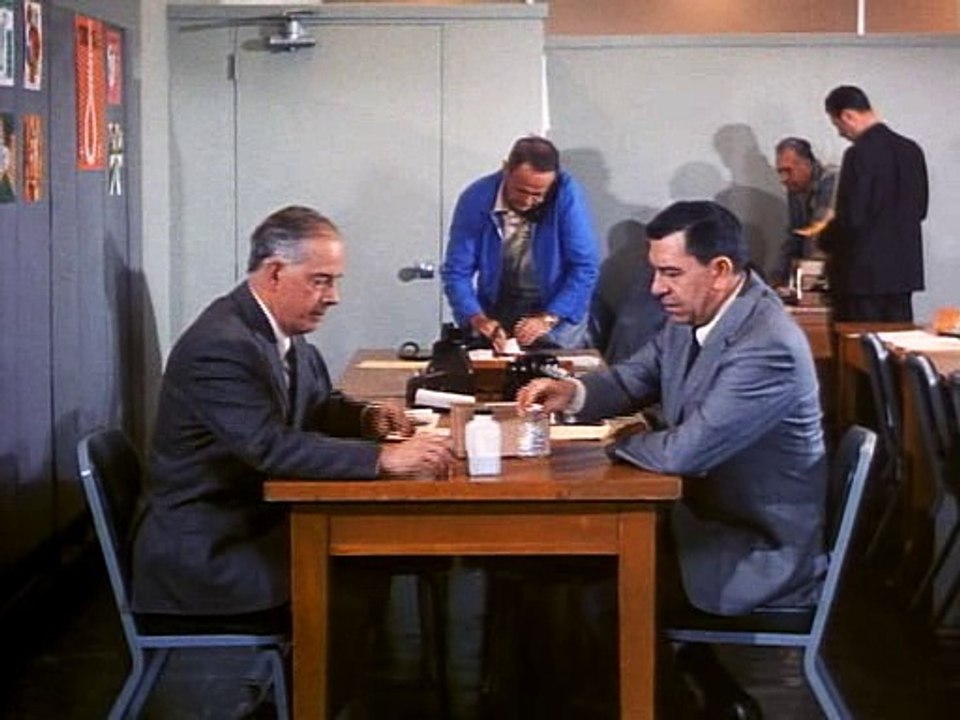 Dragnet 90 - 4.18 - Narco - Pill Maker