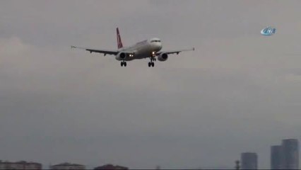 Pilot Ile Kule Arasında Ilginç 'Balon' Diyaloğu