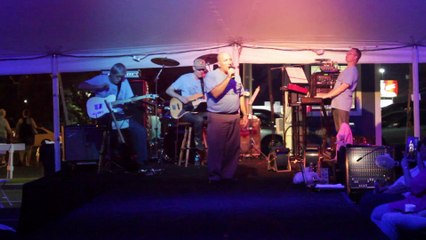 Danny McCorkle & the Katz do 'Trying To Get To You' Elvis Week 2014 video