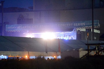 Atlantic City Beach Concert 07-12-2017: Pink - U + Ur Hand