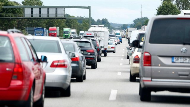 Monumentales atascos en las carreteras europeas