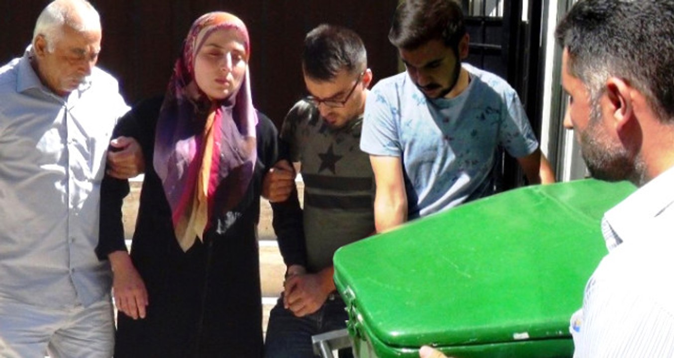 Yastıktan Düşen 8 Aylık Bebek Hayatını Kaybetti