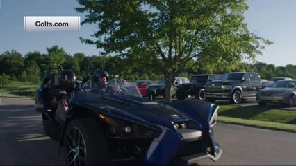 Vontae Davis arrives at Colts camp in style