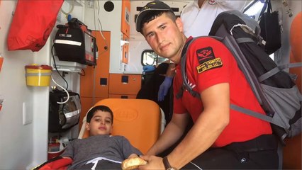 إبراهيم المنصوري.. طفل قطري وحد الخليجيين على مواقع التواصل