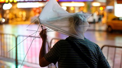 Tufão Nesat fustiga Taiwan e China