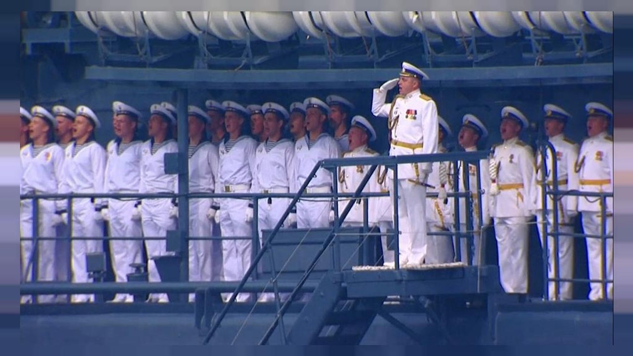 Russland feiert "tag der marine"
