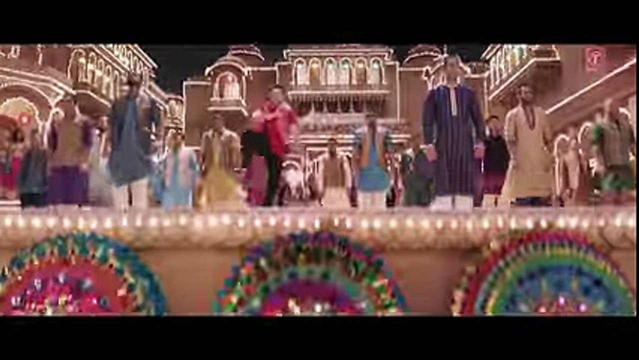 Aashiq Surrender Hua Video Song - Varun, Alia - Amaal Mallik, Shreya Ghoshal -Badrinath Ki Dulhania