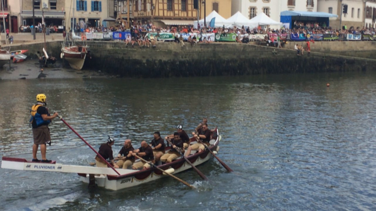 Finale des joutes du Loch à Saint-Goustan