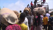البطالة وويلات الحرب تقود آلاف الشباب الصوماليين لتخزين 