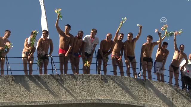 451. Mostar Köprüsü Geleneksel Atlama Yarışları Yapıldı - Mostar