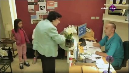 تعمل إيه لو رحت تكشف على سنانك لقيت الدكتور محمود عبد المغنى ضحك مسخرة