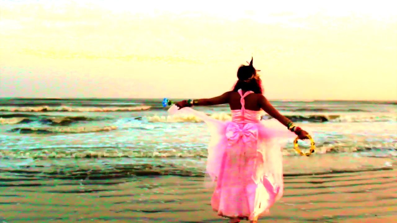 Jypsy Jeyfree - Bangles (official video) - SDC RADIOWORKS