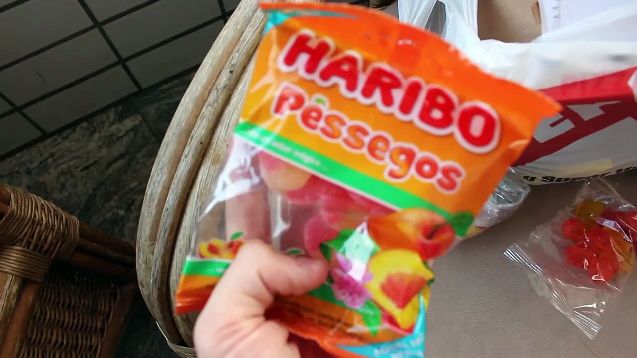 COMIDA DE GELATINA VS COMIDA DE VERDADE 3 (PEIXE VIVO?)