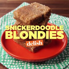 These Snickerdoodle Blondies will disappear in seconds..