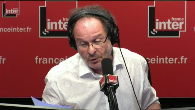 Gilles Le Gendre au micro de Pierre Weill