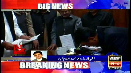 Shahid Khaqan Abbasi submits his nomination papers for PM