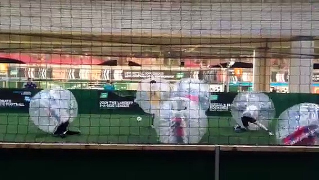 BUBBLE FOOTBALL - BODY ZORBING