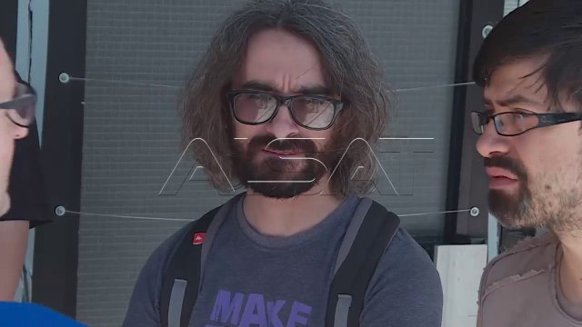 Левица бара затвор за полицајците што им ставија лисици на нивните членови