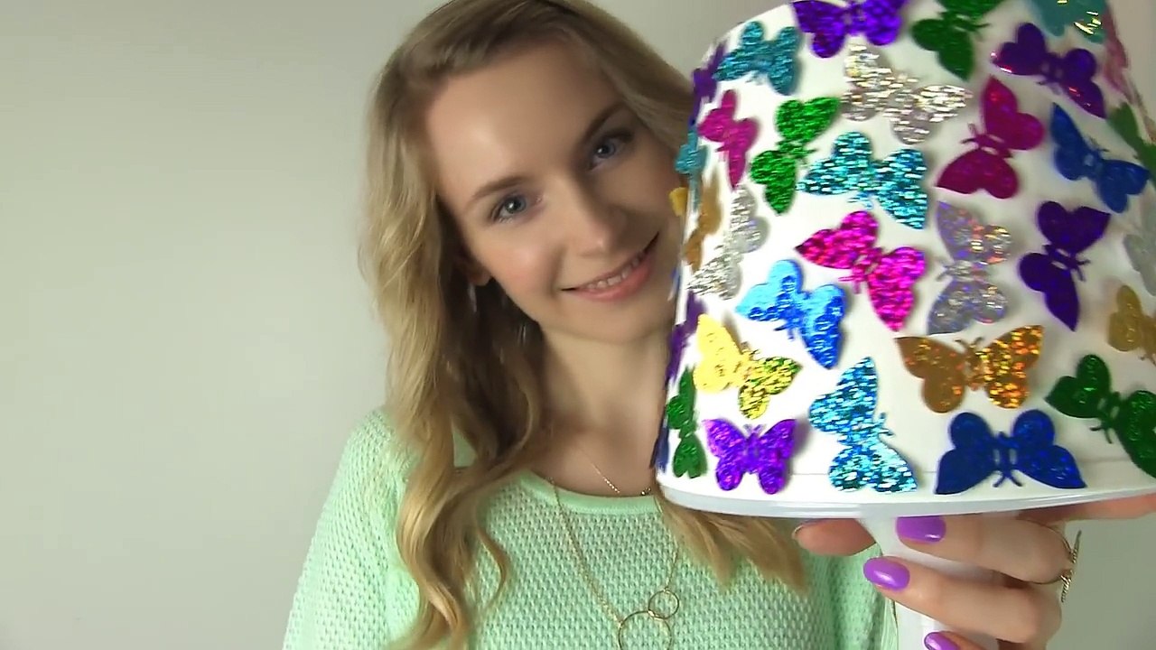 DIY Room Decor! 10 DIY Room Decorating Ideas for Teenagers (DIY Wall Decor, Pillows, etc.)