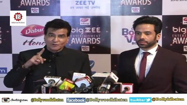 Jeetendra With Son Tushar Kapoor At Big Zee Entertainment Awards 2017 | #BigZeeAwards