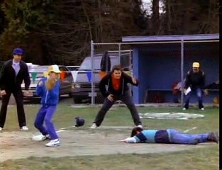 21 Jump Street S04E24 Rounding Third