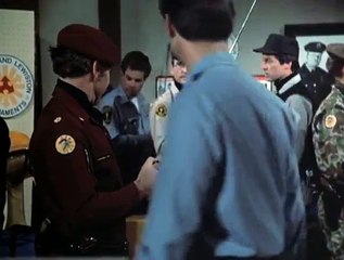 Hill Street Blues S03E20 Spotlight On Rico
