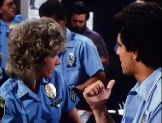 Hill Street Blues S06E02 Hacked To Pieces