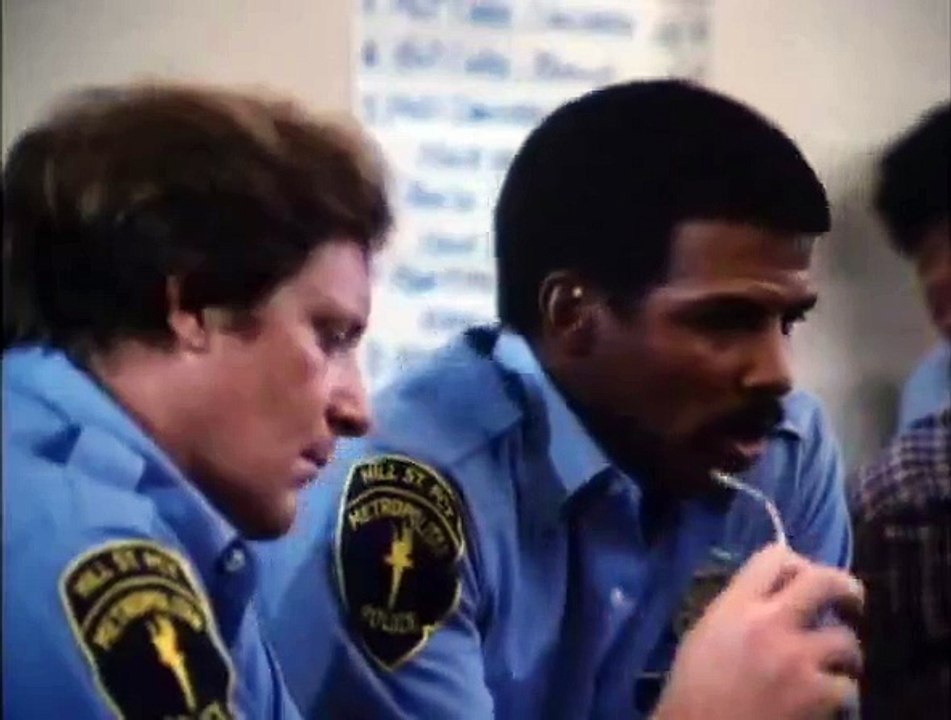 Hill Street Blues S06E08 Fathers And Huns