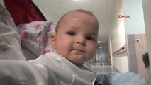 Antalya Güle Oynaya Bakıcıya Bıraktığı Bebeğini Beyin Kanaması Geçirmiş Olarak Buldu
