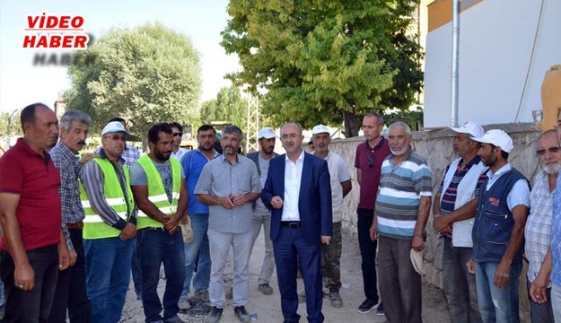 (31 Temmuz 2017) BAŞKAN GÜLCÜOĞLU, SICAK ASFALT ÇALIŞMALARINI İNCELEDİ