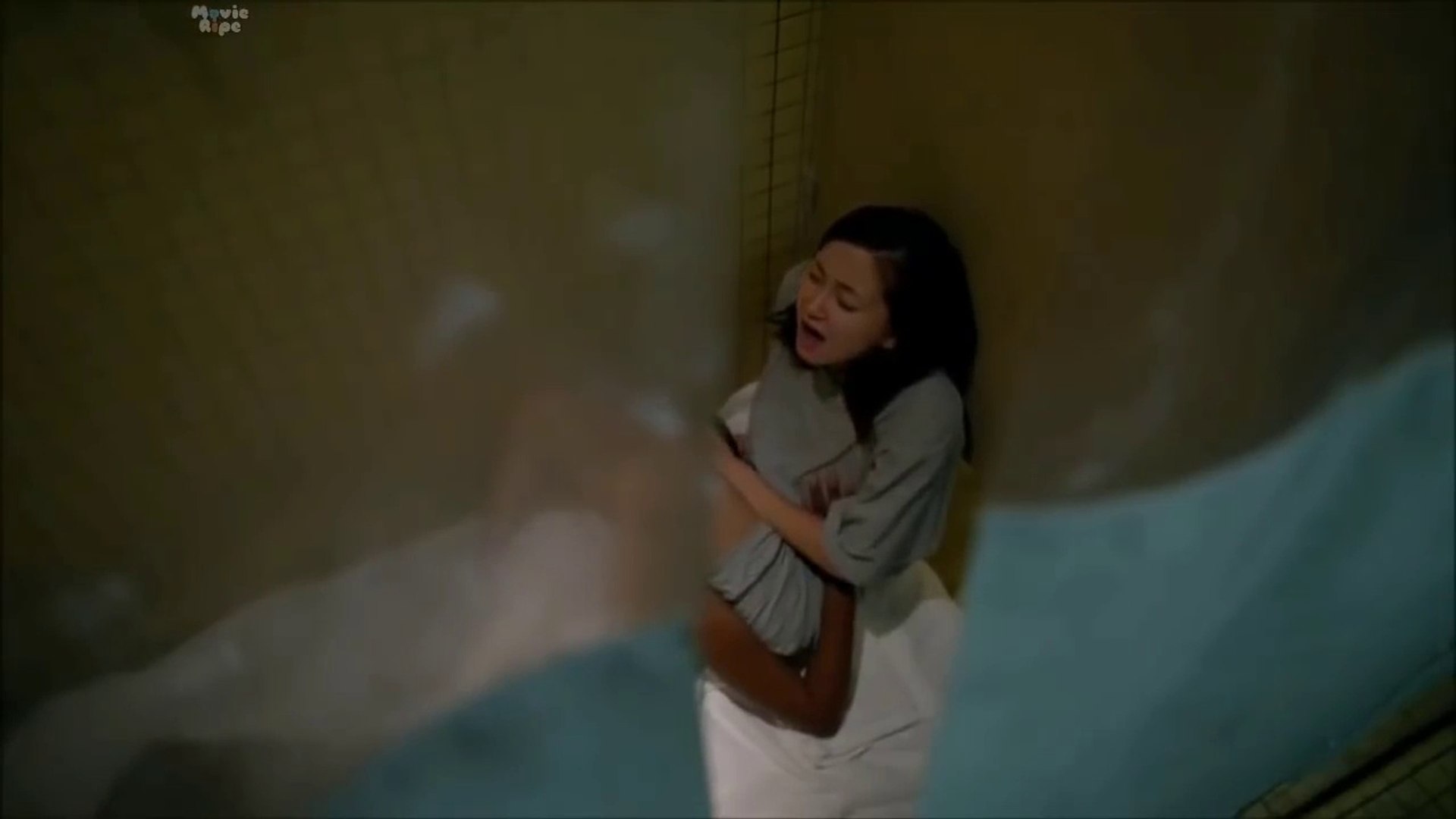 Orange Is The New Black Shower Scene