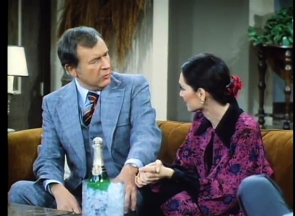 The Bob Newhart Show S06E20 - Carol Ankles for Indie-Prod