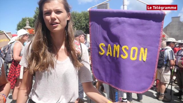 Tro Breiz 1.500 marcheurs entre Saint-Pol-de-Léon et Taulé